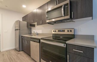 4626 N Maryland Ave - Get 2 Weeks Free! (Unit #102)