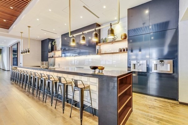 1 bed, 1 bath, 622 sqft, $5,950, Unit 532