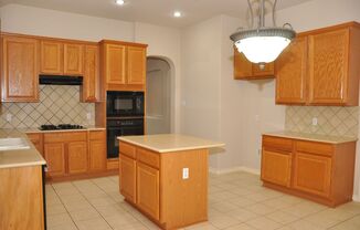 3 beds, 2 baths, $2,450