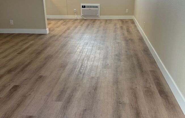 2 beds, 2 baths, 900 sqft, $3,750, Unit 49
