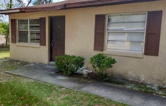 1711 Birchwood Cir