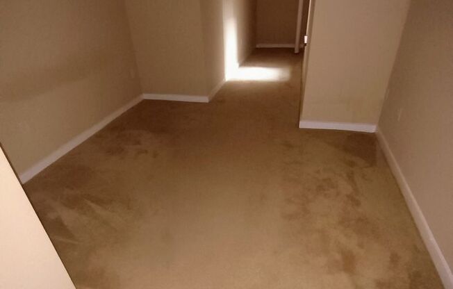 2 beds, 1.5 baths, 1,136 sqft, $1,477, Unit 107