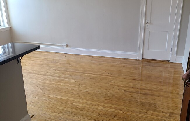 Studio, 1 bath, $2,270, Unit 15