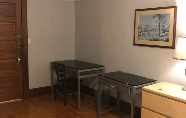 Studio, 1 bath, $1,475, Unit 01