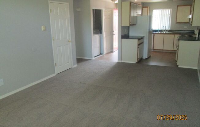 2 beds, 1 bath, 870 sqft, $1,550, Unit 223-53