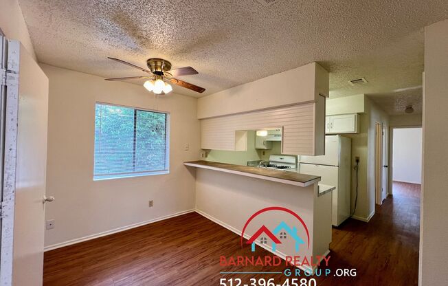 3 beds, 1 bath, 1,065 sqft, $1,295