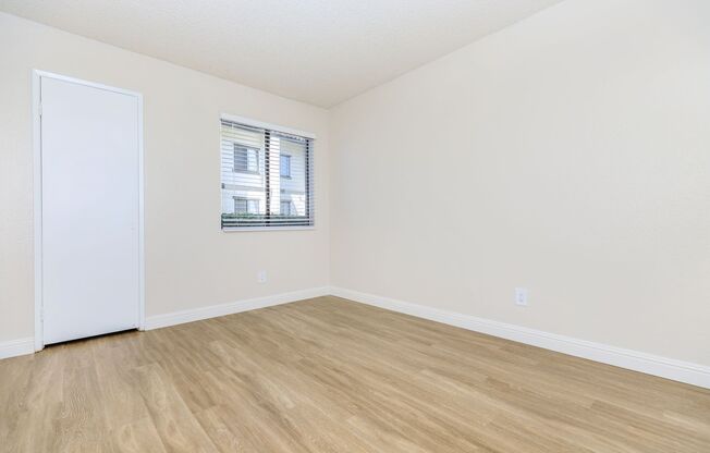 2 beds, 1 bath, 818 sqft, $2,695, Unit 2815-101