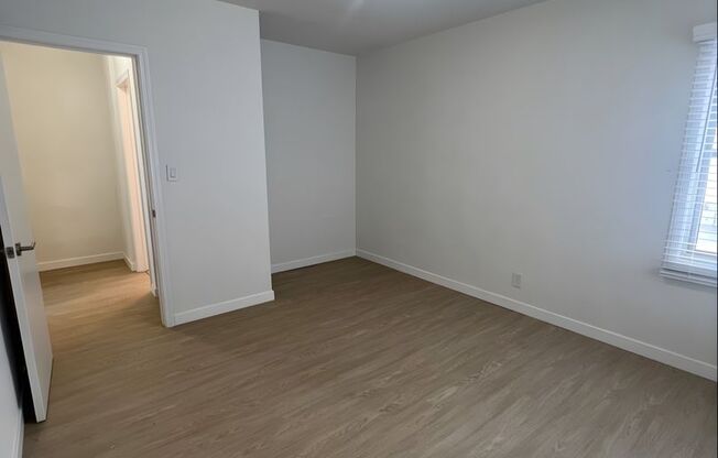 2 beds, 1 bath, $3,052, Unit 5754