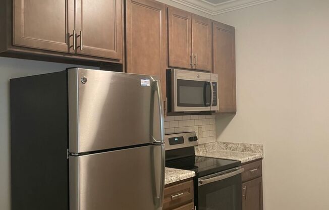 1 bed, 1 bath, 848 sqft, $900, Unit 19