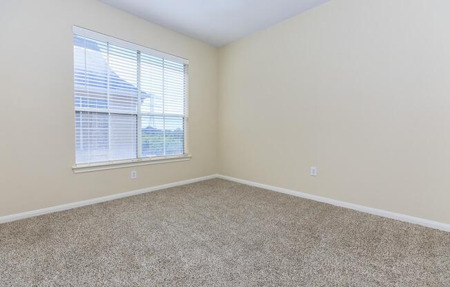 2 beds, 2 baths, 1,211 sqft, $1,690