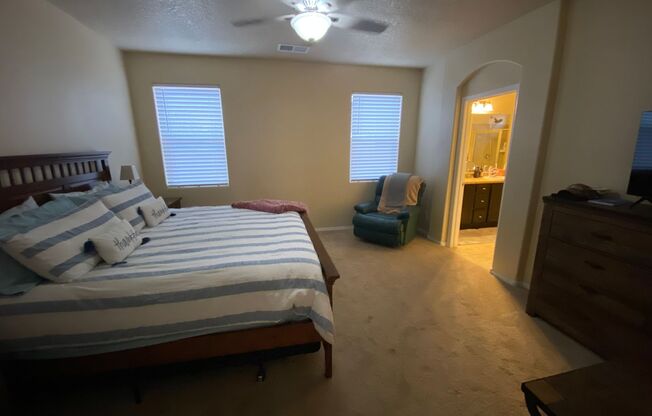 3 beds, 2 baths, 1,874 sqft, $2,200, Unit 209 Landing Trail NE