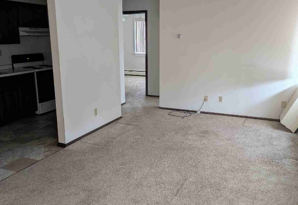2621 W PIERCE