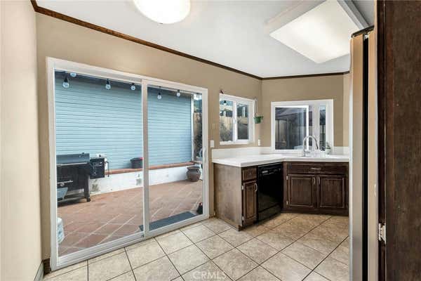 3 beds, 2 baths, 1,397 sqft, $3,750