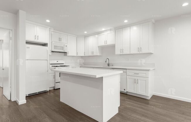 (Anna) 4216 Mary Ellen Avenue