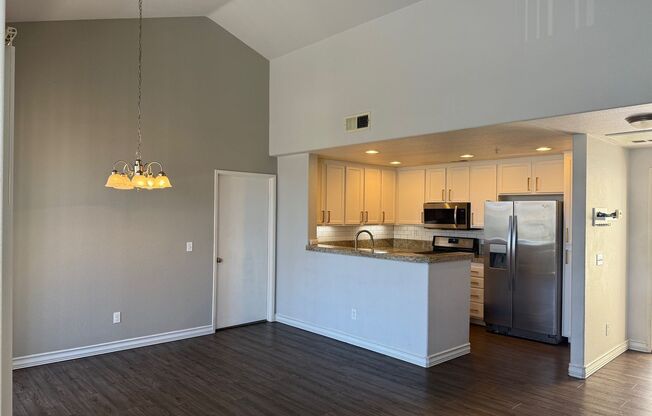 2BR/2BTH Third Floor Penthouse