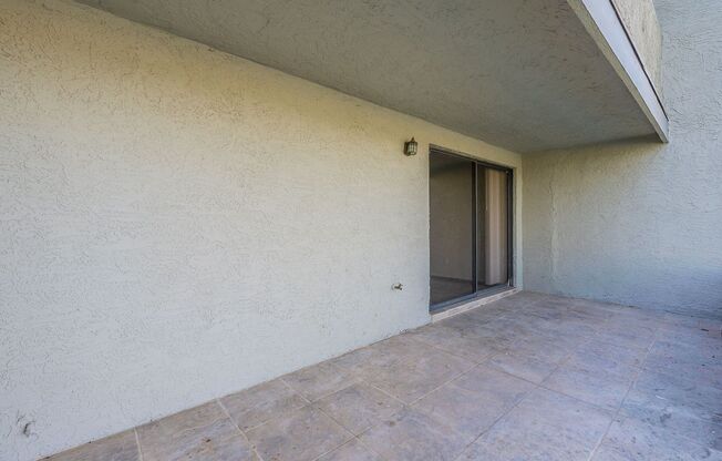 3 beds, 2.5 baths, $2,250