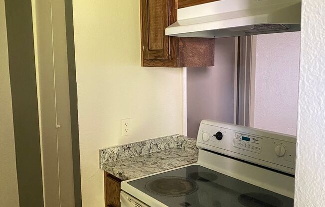 2 beds, 1 bath, $1,345, Unit 65