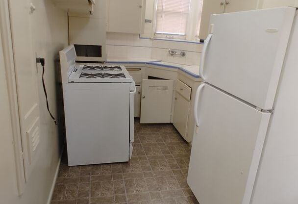 807 W. 30th St.