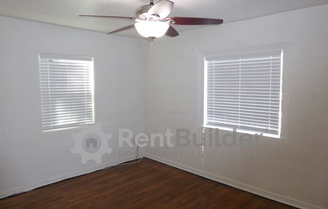 3 beds, 2 baths, $2,095