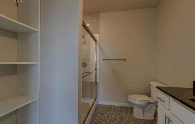 2 beds, 2 baths, 985 sqft, $1,399