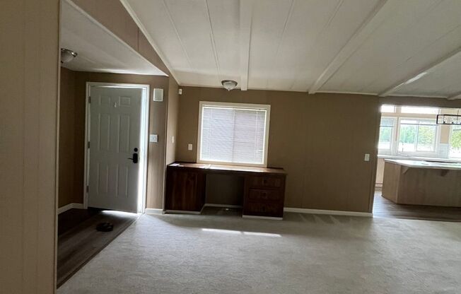 3 beds, 2 baths, $2,999