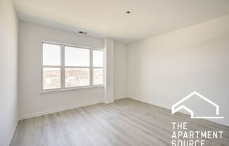 2 beds, 2 baths, $2,125, Unit 5B