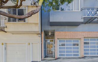 Outer Richmond 2 Bedroom / 2 Bathroom – Covered Parking Available