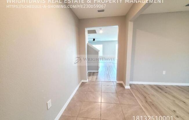 1014 GOLDEN SHINER AVE