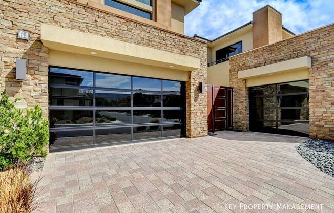 64 GREY FEATHER DR