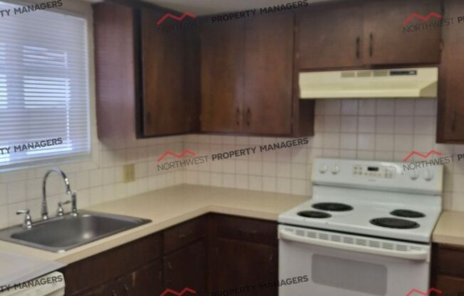 r45b Shannon Village Apts.