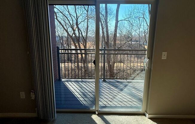Studio, 1 bath, 563 sqft, $1,550, Unit 104-212