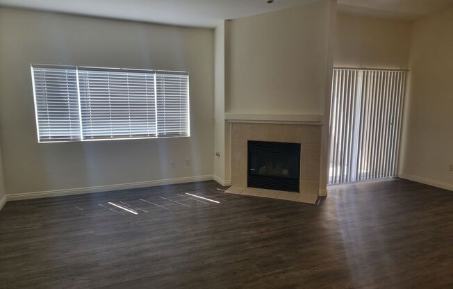 SPACIOUS 3 BEDROOOM CONDO*SOUTHWEST AREA*COMMUNITY AMENITIES*