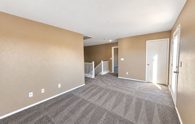 3 beds, 2.5 baths, $2,250