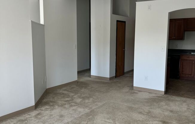 1 bed, 1 bath, 626 sqft, $1,750, Unit 45-218