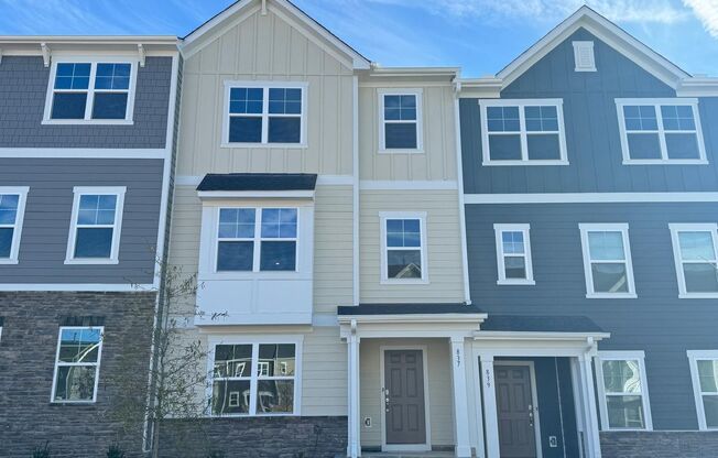 Enjoy this BRAND NEW & FANTASTIC 3-floor Townhouse!!