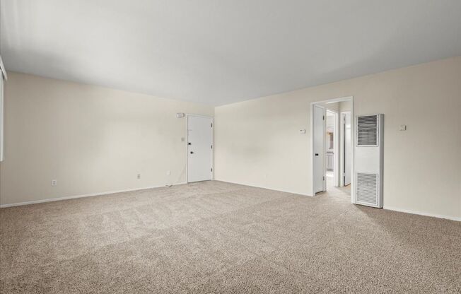 2 beds, 1 bath, $2,995, Unit 254 College Unit B