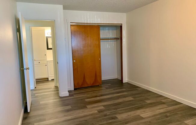 2 beds, 1 bath, 960 sqft, $1,598, Unit 3