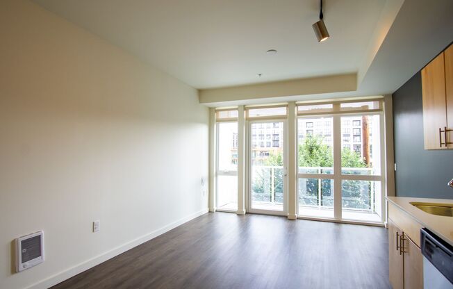 Chic Slabtown Urban Studio with Balcony Ready Now!