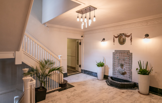 127 Seward St - 308