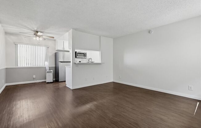 1 bed, 1 bath, 613 sqft, $2,225, Unit 23
