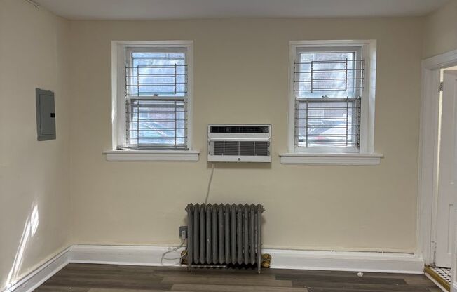 Studio, 1 bath, 425 sqft, $975, Unit 4827-A3