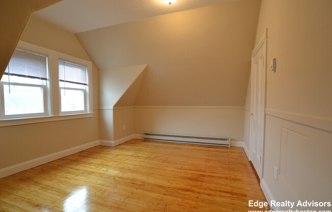 29 Sparhawk St