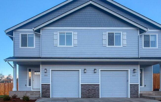 505 507 NW HILLCREST DR