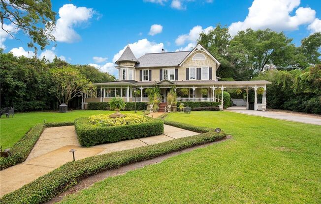 Queen Anne Victorian Estate