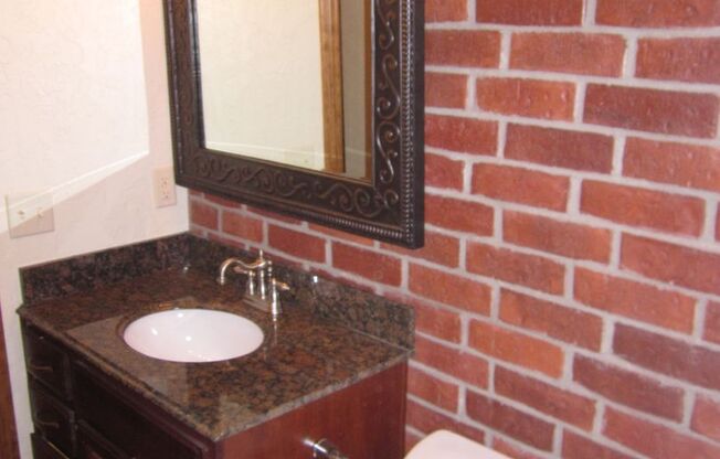 3 beds, 2 baths, 1,300 sqft, $1,620, Unit AW 122