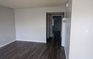 2 beds, 1 bath, $2,450, Unit B