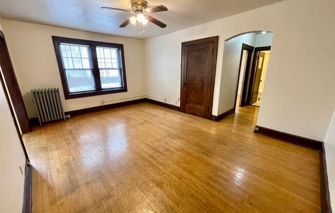 1805 E Park Pl.