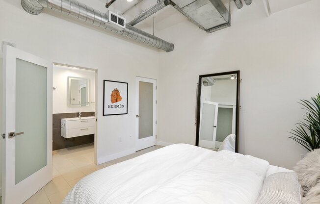 2 beds, 1 bath, 1,100 sqft, $2,850, Unit 507