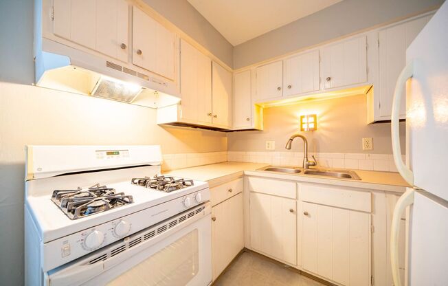 311 E. Jenkins Avenue