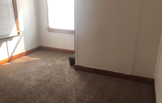 675-677 NE Opal Street